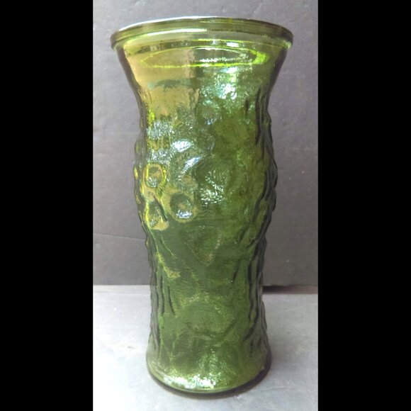 Vintage E.O Brody Co. Green Crinkle Texture Glass Vase 9-3/4" Tall - Picture 1 of 9